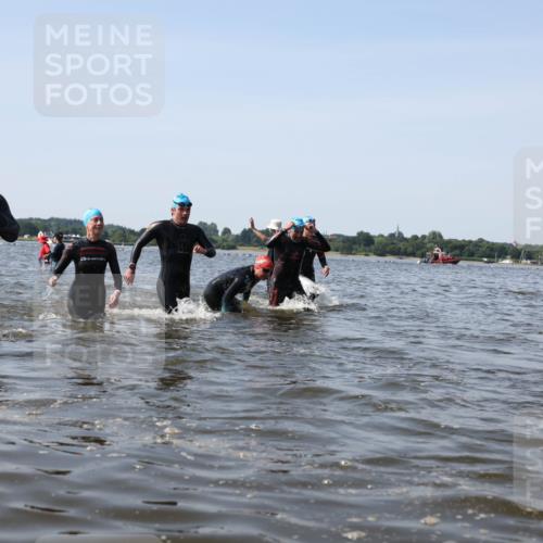 22.06.2025 - Viking Triathlon Michael Strokosch http://msf.ph/oto/8057467 22.06.2025 10:35:32 Schwimmen 20, 47, 62, 107, 127, 134, 154, 320, 395, 415, 482, 602, 632 meine-sportfotos.de