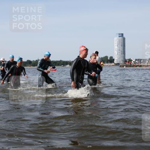 22.06.2025 - Viking Triathlon Michael Strokosch http://msf.ph/oto/8057471 22.06.2025 10:38:22 Schwimmen 61, 72, 89, 209, 269, 398, 419, 428, 447, 509, 535, 603, 662 meine-sportfotos.de