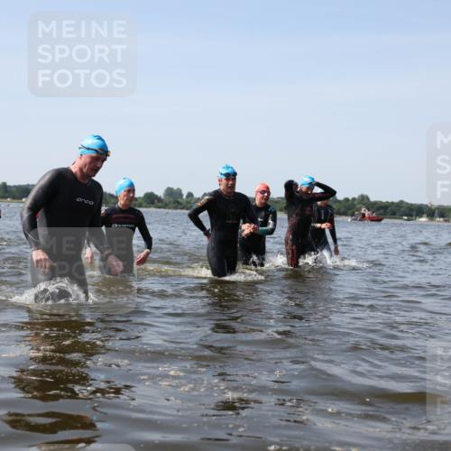 22.06.2025 - Viking Triathlon Michael Strokosch http://msf.ph/oto/8057474 22.06.2025 10:35:33 Schwimmen 20, 47, 62, 107, 127, 134, 154, 320, 395, 415, 482, 602, 632 meine-sportfotos.de