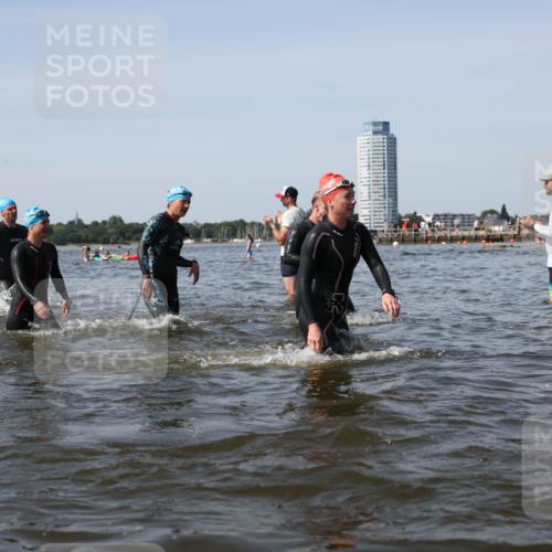 22.06.2025 - Viking Triathlon Michael Strokosch http://msf.ph/oto/8057475 22.06.2025 10:38:23 Schwimmen 22, 61, 89, 209, 269, 398, 419, 428, 447, 509, 535, 603, 659, 662 meine-sportfotos.de