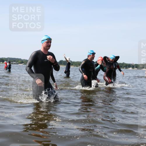 22.06.2025 - Viking Triathlon Michael Strokosch http://msf.ph/oto/8057479 22.06.2025 10:35:34 Schwimmen 20, 47, 62, 107, 127, 134, 154, 320, 395, 415, 482, 602 meine-sportfotos.de