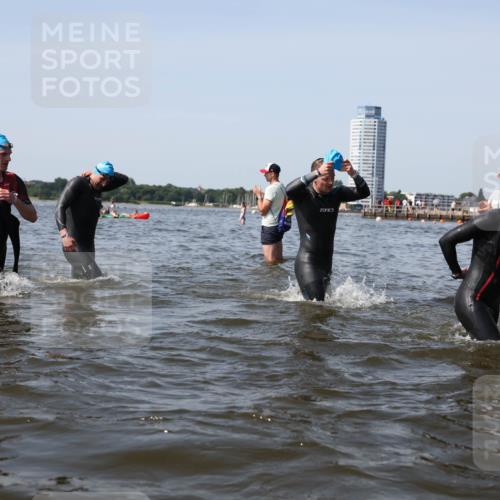 22.06.2025 - Viking Triathlon Michael Strokosch http://msf.ph/oto/8057501 22.06.2025 10:38:26 Schwimmen 22, 89, 156, 209, 269, 398, 419, 428, 447, 509, 535, 601, 603, 659, 662 meine-sportfotos.de