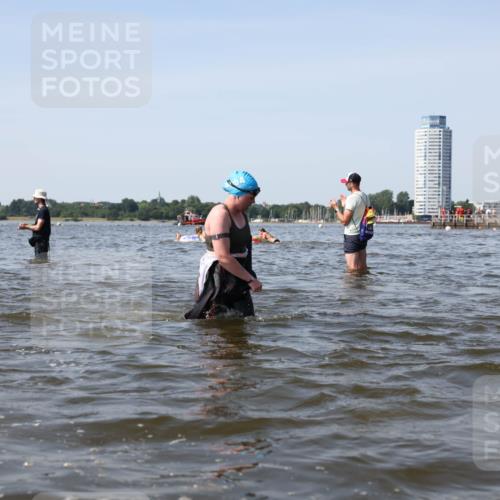 22.06.2025 - Viking Triathlon Michael Strokosch http://msf.ph/oto/8057507 22.06.2025 10:35:40 Schwimmen 20, 47, 62, 127, 134, 154, 415, 602 meine-sportfotos.de