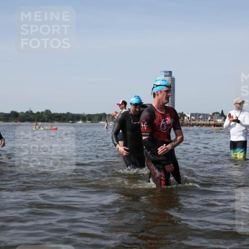 22.06.2025 - Viking Triathlon Michael Strokosch http://msf.ph/oto/8057512 22.06.2025 10:38:29 Schwimmen 22, 85, 89, 156, 209, 215, 269, 398, 419, 428, 447, 509, 535, 601, 603, 659, 662 meine-sportfotos.de