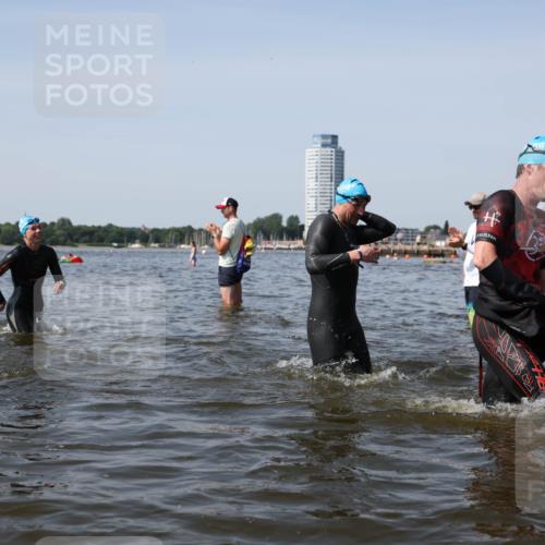 22.06.2025 - Viking Triathlon Michael Strokosch http://msf.ph/oto/8057517 22.06.2025 10:38:29 Schwimmen 22, 85, 89, 156, 209, 215, 269, 398, 419, 428, 447, 509, 535, 601, 603, 659, 662 meine-sportfotos.de