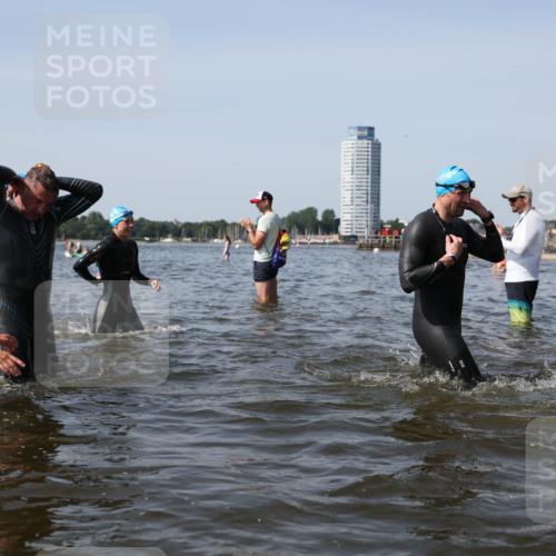 22.06.2025 - Viking Triathlon Michael Strokosch http://msf.ph/oto/8057523 22.06.2025 10:38:30 Schwimmen 22, 85, 156, 215, 269, 398, 419, 428, 447, 509, 535, 601, 603, 659, 662 meine-sportfotos.de