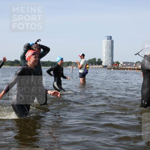 22.06.2025 - Viking Triathlon Michael Strokosch http://msf.ph/oto/8057525 22.06.2025 10:38:30 Schwimmen 22, 85, 156, 215, 269, 398, 419, 428, 447, 509, 535, 601, 603, 659, 662 meine-sportfotos.de