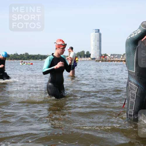 22.06.2025 - Viking Triathlon Michael Strokosch http://msf.ph/oto/8057553 22.06.2025 10:38:34 Schwimmen 22, 85, 156, 164, 215, 269, 315, 398, 419, 428, 509, 535, 601, 603, 659 meine-sportfotos.de
