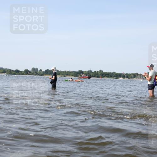 22.06.2025 - Viking Triathlon Michael Strokosch http://msf.ph/oto/8057597 22.06.2025 10:36:06 Schwimmen 19, 313, 377, 407, 448, 636 meine-sportfotos.de