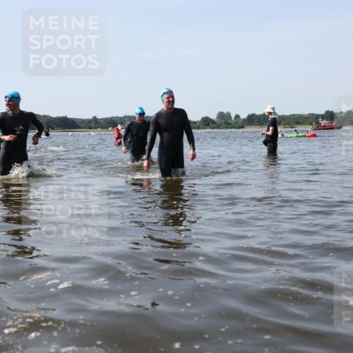 22.06.2025 - Viking Triathlon Michael Strokosch http://msf.ph/oto/8057607 22.06.2025 10:36:13 Schwimmen 19, 101, 313, 334, 407, 448, 636 meine-sportfotos.de