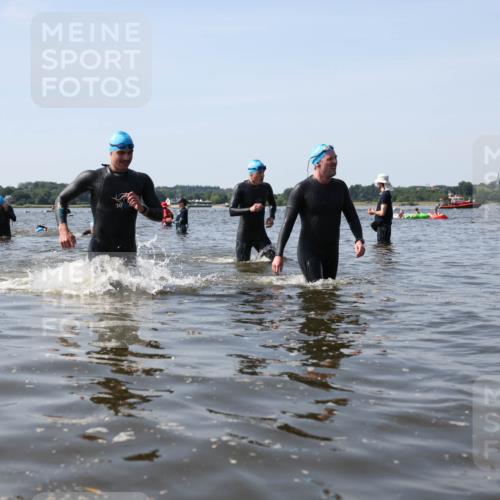 22.06.2025 - Viking Triathlon Michael Strokosch http://msf.ph/oto/8057617 22.06.2025 10:36:14 Schwimmen 19, 101, 334, 407, 448 meine-sportfotos.de