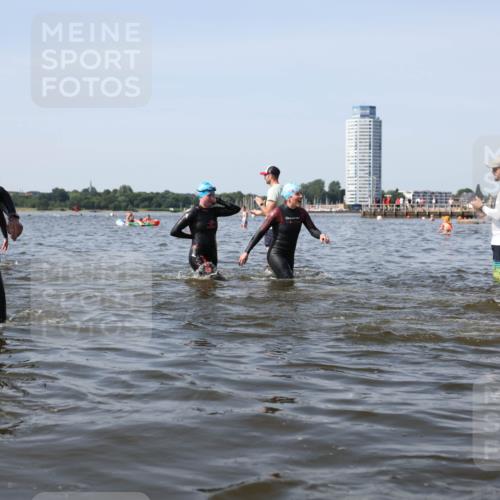 22.06.2025 - Viking Triathlon Michael Strokosch http://msf.ph/oto/8057624 22.06.2025 10:38:50 Schwimmen 26, 40, 57, 135, 164, 185, 210, 211, 215, 315, 327, 336, 408, 416 meine-sportfotos.de