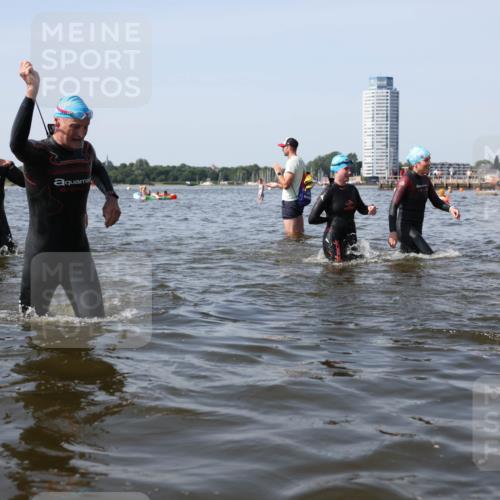 22.06.2025 - Viking Triathlon Michael Strokosch http://msf.ph/oto/8057629 22.06.2025 10:38:51 Schwimmen 26, 40, 57, 135, 164, 185, 210, 211, 315, 327, 336, 408, 416 meine-sportfotos.de