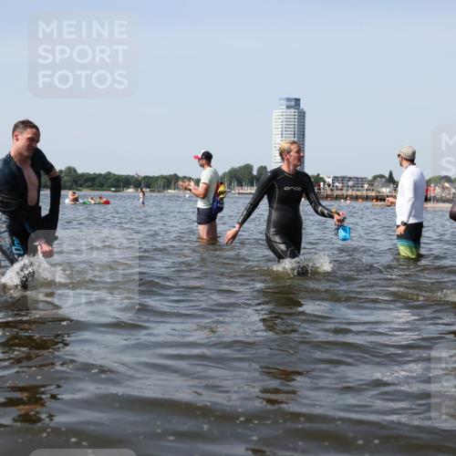 22.06.2025 - Viking Triathlon Michael Strokosch http://msf.ph/oto/8057675 22.06.2025 10:39:00 Schwimmen 26, 40, 57, 79, 148, 181, 185, 210, 211, 295, 336, 351, 408, 416, 451, 654 meine-sportfotos.de
