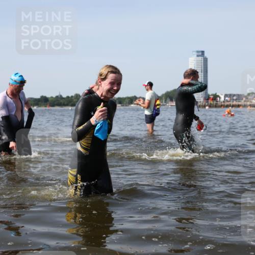 22.06.2025 - Viking Triathlon Michael Strokosch http://msf.ph/oto/8057717 22.06.2025 10:39:07 Schwimmen 40, 57, 79, 148, 181, 182, 185, 276, 295, 351, 386, 408, 416, 451, 536, 654 meine-sportfotos.de