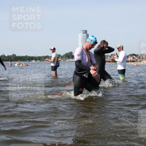22.06.2025 - Viking Triathlon Michael Strokosch http://msf.ph/oto/8057738 22.06.2025 10:39:09 Schwimmen 79, 148, 181, 182, 185, 276, 295, 351, 386, 408, 416, 451, 536, 654 meine-sportfotos.de