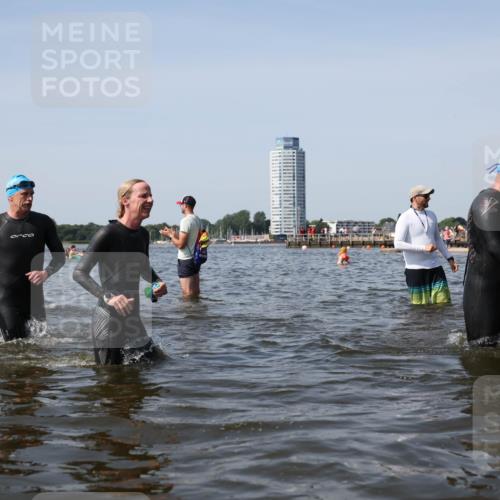22.06.2025 - Viking Triathlon Michael Strokosch http://msf.ph/oto/8057757 22.06.2025 10:39:15 Schwimmen 79, 83, 148, 182, 195, 238, 276, 295, 351, 386, 474, 536, 654 meine-sportfotos.de