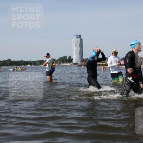 22.06.2025 - Viking Triathlon Michael Strokosch http://msf.ph/oto/8057770 22.06.2025 10:39:19 Schwimmen 83, 117, 182, 195, 238, 276, 295, 298, 324, 351, 386, 474, 536 meine-sportfotos.de