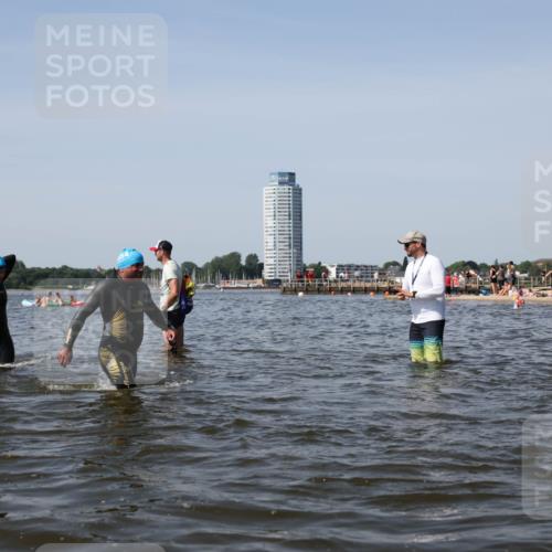 22.06.2025 - Viking Triathlon Michael Strokosch http://msf.ph/oto/8057778 22.06.2025 10:39:21 Schwimmen 83, 117, 150, 182, 195, 238, 276, 295, 298, 324, 386, 474, 536 meine-sportfotos.de