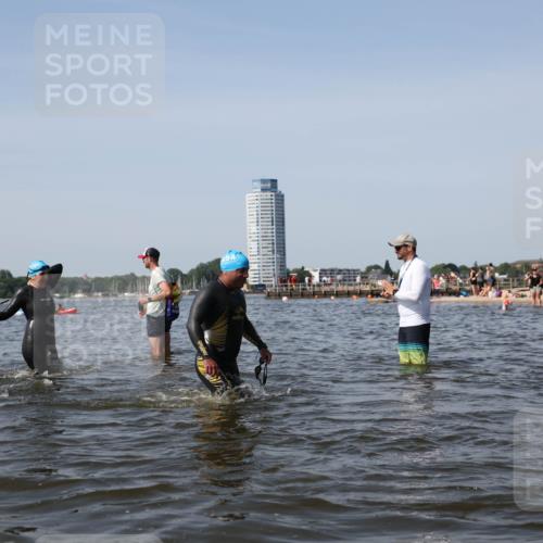 22.06.2025 - Viking Triathlon Michael Strokosch http://msf.ph/oto/8057781 22.06.2025 10:39:22 Schwimmen 83, 93, 117, 150, 182, 195, 238, 276, 298, 324, 386, 474, 536 meine-sportfotos.de