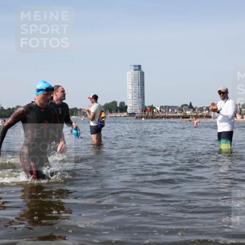 22.06.2025 - Viking Triathlon Michael Strokosch http://msf.ph/oto/8057782 22.06.2025 10:37:03 Schwimmen 172, 331, 355, 388, 454, 500, 513 meine-sportfotos.de