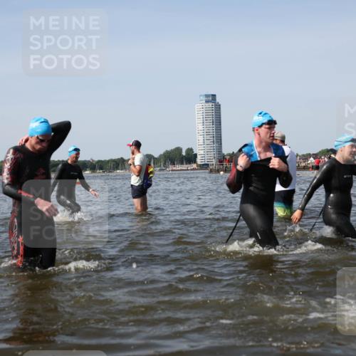 22.06.2025 - Viking Triathlon Michael Strokosch http://msf.ph/oto/8057809 22.06.2025 10:39:26 Schwimmen 83, 93, 117, 138, 150, 182, 195, 238, 276, 298, 324, 337, 386, 474, 529, 536 meine-sportfotos.de