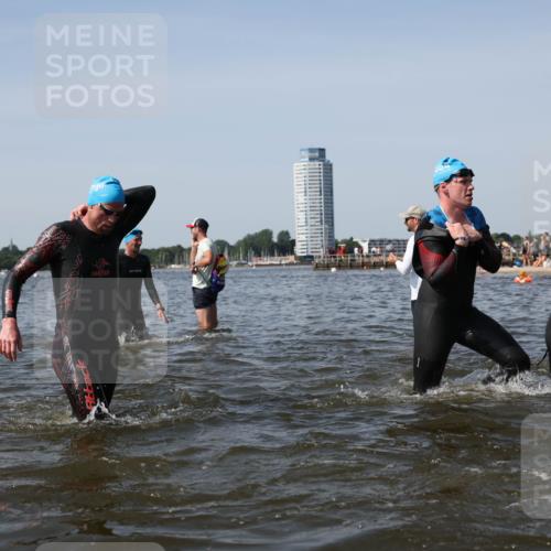22.06.2025 - Viking Triathlon Michael Strokosch http://msf.ph/oto/8057812 22.06.2025 10:39:26 Schwimmen 83, 93, 117, 138, 150, 182, 195, 238, 276, 298, 324, 337, 386, 474, 529, 536 meine-sportfotos.de