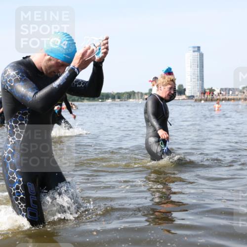22.06.2025 - Viking Triathlon Michael Strokosch http://msf.ph/oto/8057820 22.06.2025 10:37:11 Schwimmen 172, 233, 355, 370, 383, 454, 500, 513, 649 meine-sportfotos.de