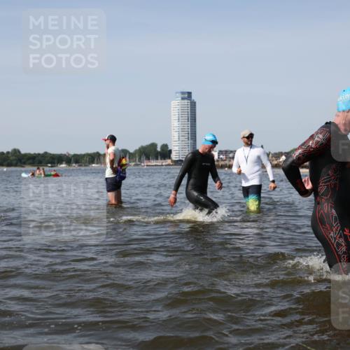 22.06.2025 - Viking Triathlon Michael Strokosch http://msf.ph/oto/8057822 22.06.2025 10:39:28 Schwimmen 83, 93, 117, 138, 150, 195, 238, 298, 324, 337, 474, 529 meine-sportfotos.de