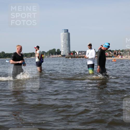 22.06.2025 - Viking Triathlon Michael Strokosch http://msf.ph/oto/8057831 22.06.2025 10:39:29 Schwimmen 83, 86, 93, 117, 138, 150, 195, 238, 298, 324, 337, 474, 529 meine-sportfotos.de