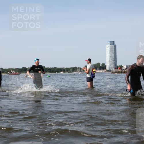 22.06.2025 - Viking Triathlon Michael Strokosch http://msf.ph/oto/8057852 22.06.2025 10:37:19 Schwimmen 34, 131, 172, 180, 233, 253, 312, 316, 344, 370, 383, 454, 513, 649 meine-sportfotos.de