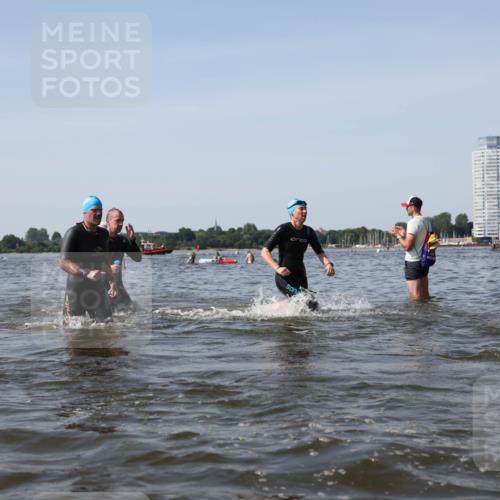 22.06.2025 - Viking Triathlon Michael Strokosch http://msf.ph/oto/8057858 22.06.2025 10:37:20 Schwimmen 34, 131, 172, 180, 233, 253, 312, 316, 344, 370, 383, 454, 513, 649 meine-sportfotos.de
