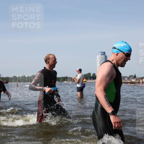 22.06.2025 - Viking Triathlon Michael Strokosch http://msf.ph/oto/8057899 22.06.2025 10:37:25 Schwimmen 21, 34, 131, 141, 180, 187, 233, 253, 312, 316, 344, 370, 383, 456, 649 meine-sportfotos.de