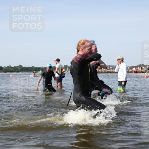 22.06.2025 - Viking Triathlon Michael Strokosch http://msf.ph/oto/8057937 22.06.2025 10:39:52 Schwimmen 29, 283, 423, 437, 518 meine-sportfotos.de
