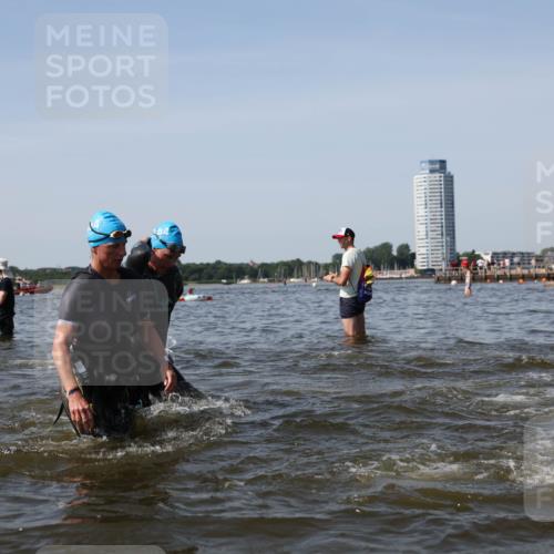 22.06.2025 - Viking Triathlon Michael Strokosch http://msf.ph/oto/8057949 22.06.2025 10:37:36 Schwimmen 21, 131, 141, 163, 177, 180, 187, 245, 253, 316, 411, 456, 506, 614, 639, 645 meine-sportfotos.de