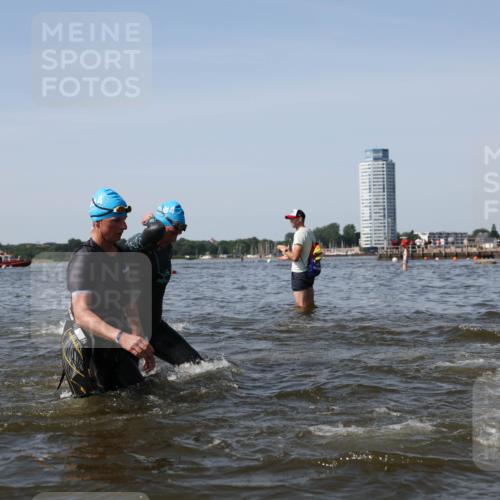 22.06.2025 - Viking Triathlon Michael Strokosch http://msf.ph/oto/8057952 22.06.2025 10:37:36 Schwimmen 21, 131, 141, 163, 177, 180, 187, 245, 253, 316, 411, 456, 506, 614, 639, 645 meine-sportfotos.de