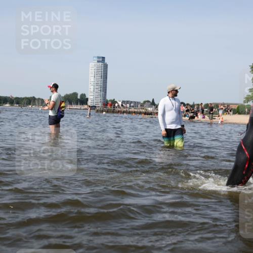 22.06.2025 - Viking Triathlon Michael Strokosch http://msf.ph/oto/8057966 22.06.2025 10:37:41 Schwimmen 21, 141, 163, 177, 187, 245, 396, 411, 433, 456, 506, 614, 619, 639, 645 meine-sportfotos.de
