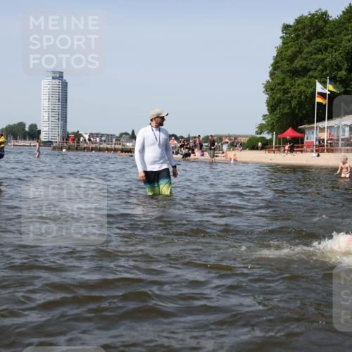 22.06.2025 - Viking Triathlon Michael Strokosch http://msf.ph/oto/8057972 22.06.2025 10:37:42 Schwimmen 21, 141, 163, 177, 187, 245, 396, 411, 433, 456, 506, 614, 619, 639, 645 meine-sportfotos.de