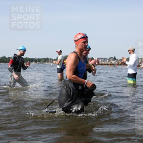 22.06.2025 - Viking Triathlon Michael Strokosch http://msf.ph/oto/8057993 22.06.2025 10:37:45 Schwimmen 141, 163, 177, 245, 335, 396, 411, 433, 506, 614, 619, 639, 645 meine-sportfotos.de