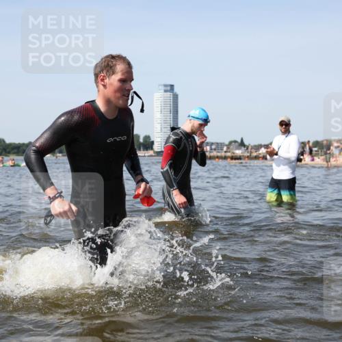 22.06.2025 - Viking Triathlon Michael Strokosch http://msf.ph/oto/8058002 22.06.2025 10:37:47 Schwimmen 163, 177, 245, 335, 396, 411, 433, 506, 614, 619, 639, 645 meine-sportfotos.de