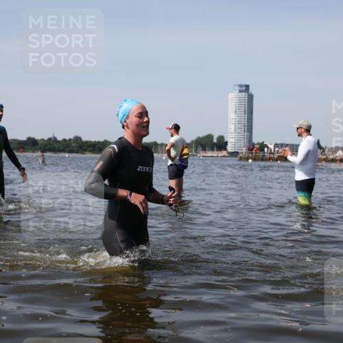 22.06.2025 - Viking Triathlon Michael Strokosch http://msf.ph/oto/8058006 22.06.2025 10:40:17 Schwimmen 248, 375, 379, 385, 394, 487, 517, 553 meine-sportfotos.de