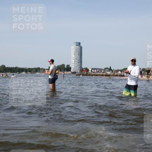 22.06.2025 - Viking Triathlon Michael Strokosch http://msf.ph/oto/8058015 22.06.2025 10:37:49 Schwimmen 146, 177, 245, 335, 396, 411, 433, 506, 614, 619, 645 meine-sportfotos.de