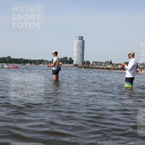 22.06.2025 - Viking Triathlon Michael Strokosch http://msf.ph/oto/8058053 22.06.2025 10:38:02 Schwimmen 72, 146, 179, 191, 335 meine-sportfotos.de