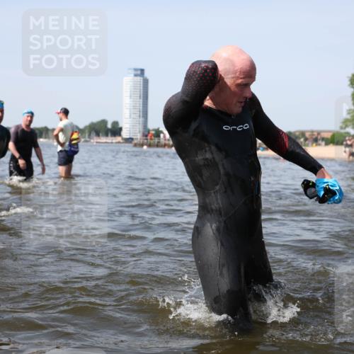 22.06.2025 - Viking Triathlon Michael Strokosch http://msf.ph/oto/8058061 22.06.2025 10:40:26 Schwimmen 44, 228, 254, 275, 291, 325, 375, 379, 385, 394, 487, 511, 514, 517, 553, 556, 644, 657 meine-sportfotos.de