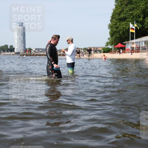 22.06.2025 - Viking Triathlon Michael Strokosch http://msf.ph/oto/8058075 22.06.2025 10:38:08 Schwimmen 61, 72, 89, 146, 179, 191, 209 meine-sportfotos.de