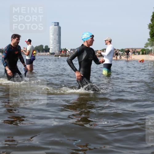22.06.2025 - Viking Triathlon Michael Strokosch http://msf.ph/oto/8058101 22.06.2025 10:38:13 Schwimmen 61, 72, 89, 179, 191, 209, 447, 662 meine-sportfotos.de