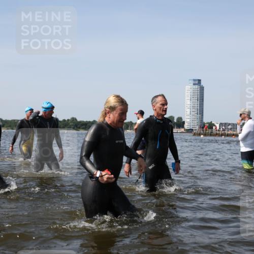 22.06.2025 - Viking Triathlon Michael Strokosch http://msf.ph/oto/8058123 22.06.2025 10:40:39 Schwimmen 44, 228, 235, 239, 254, 266, 275, 291, 325, 361, 462, 511, 514, 530, 556, 644, 655, 657 meine-sportfotos.de