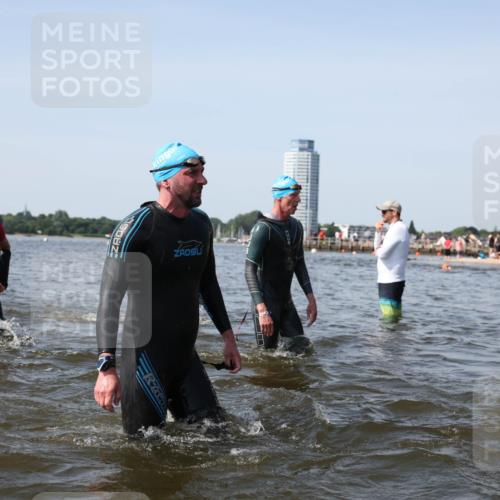22.06.2025 - Viking Triathlon Michael Strokosch http://msf.ph/oto/8058130 22.06.2025 10:40:42 Schwimmen 44, 59, 228, 235, 239, 266, 275, 291, 325, 361, 397, 462, 514, 530, 556, 644, 655, 657 meine-sportfotos.de