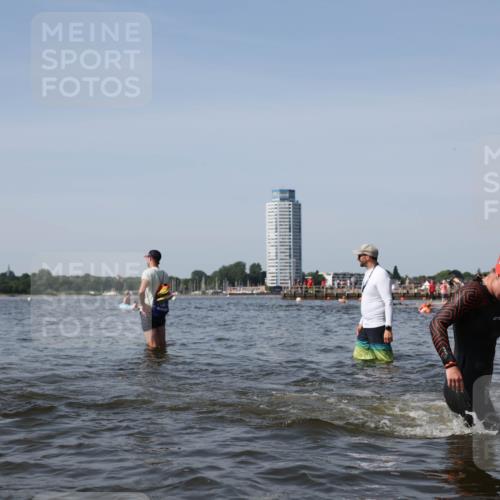 22.06.2025 - Viking Triathlon Michael Strokosch http://msf.ph/oto/8058205 22.06.2025 10:41:15 Schwimmen 94, 153, 314, 376, 390, 496, 631 meine-sportfotos.de
