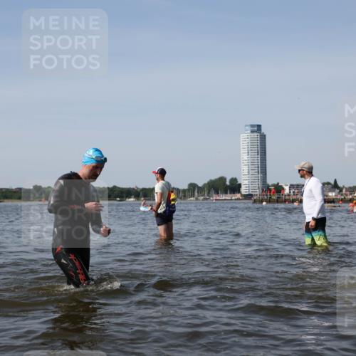 22.06.2025 - Viking Triathlon Michael Strokosch http://msf.ph/oto/8058206 22.06.2025 10:41:16 Schwimmen 94, 153, 314, 376, 390, 496, 631 meine-sportfotos.de